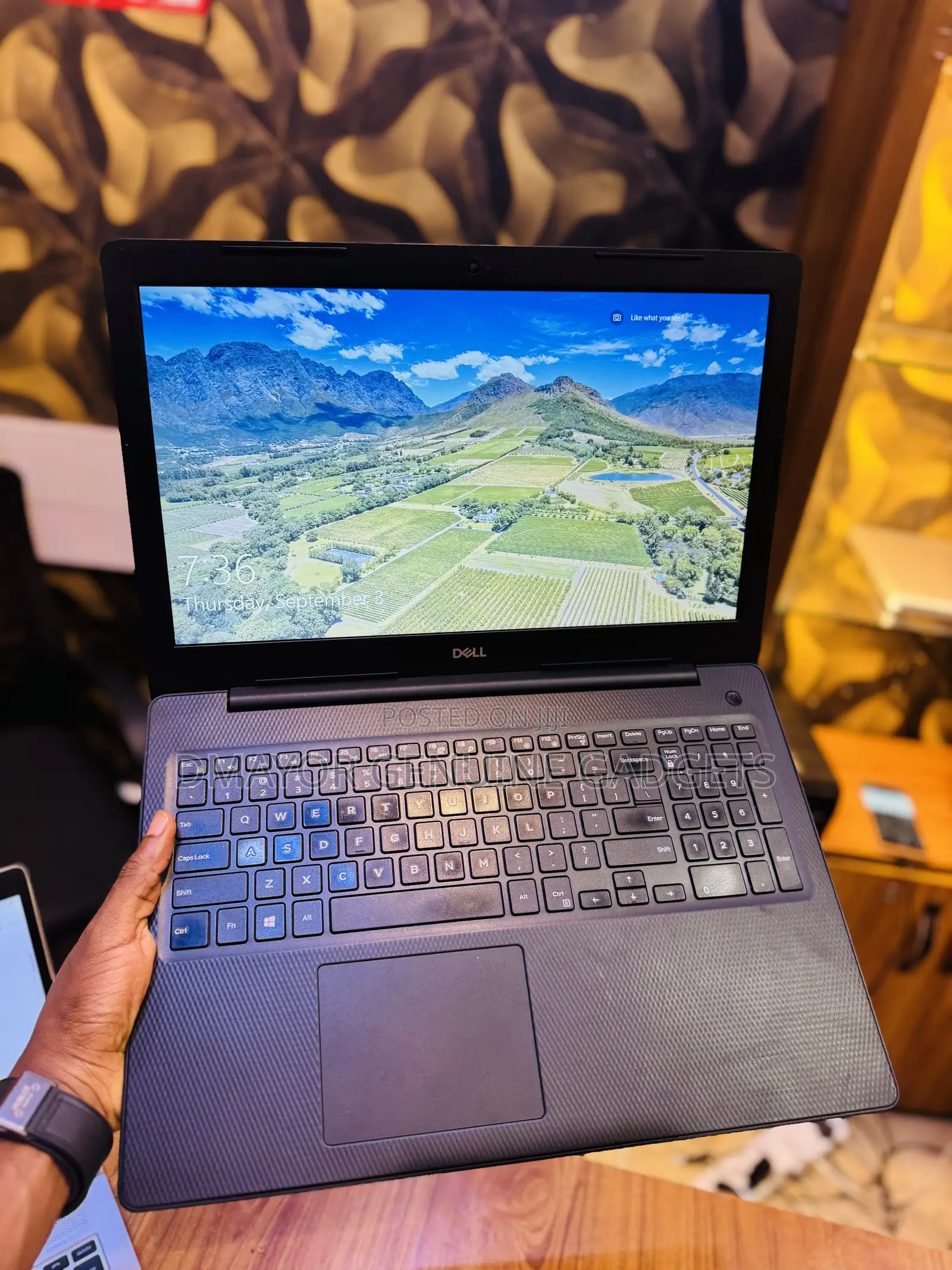 Laptop Dell Inspiron 15 8GB AMD Ryzen HDD 160GB