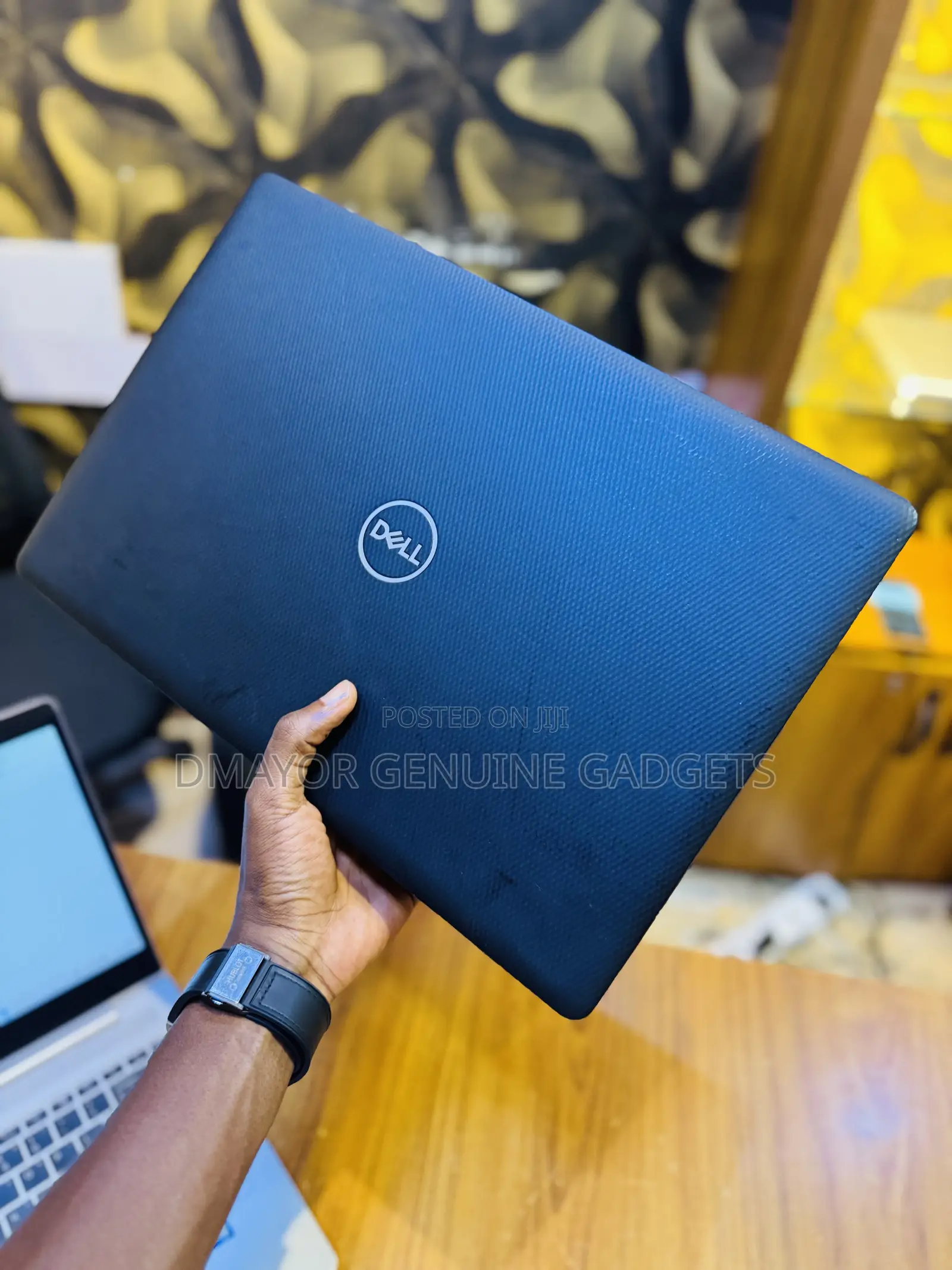 Laptop Dell Inspiron 15 8GB AMD Ryzen HDD 160GB
