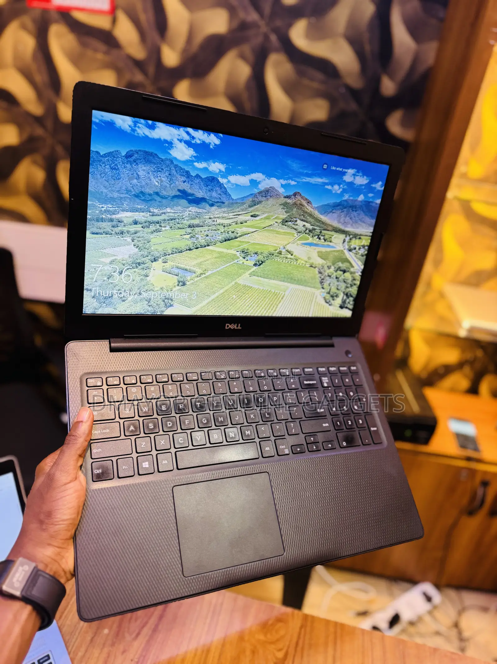 Laptop Dell Inspiron 15 8GB AMD Ryzen HDD 160GB