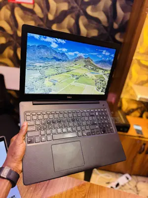 Laptop Dell Inspiron 15 8GB AMD Ryzen HDD 160GB