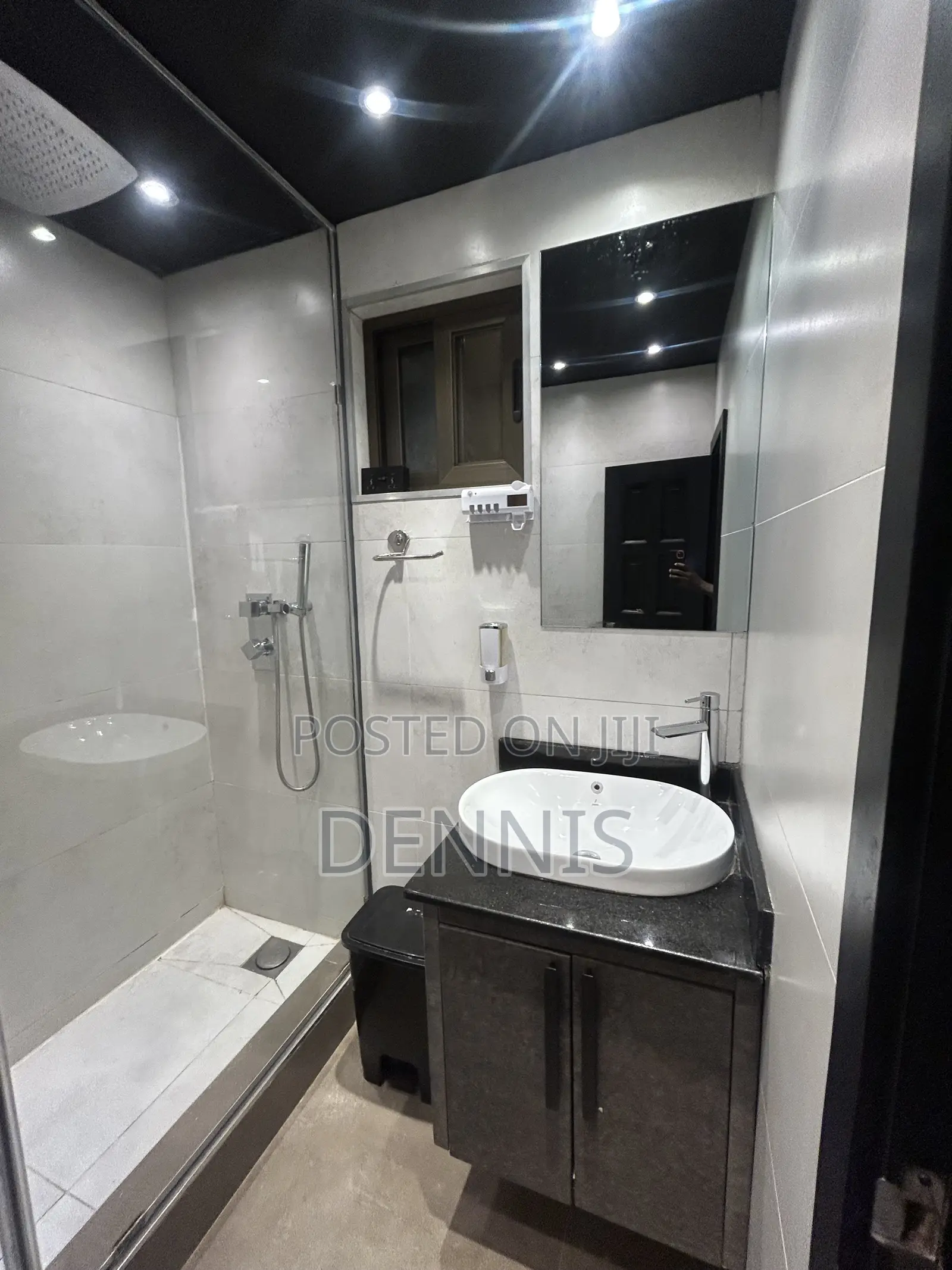 Furnished 3bdrm Apartment in Bugolobi Flats, Central Division for rent