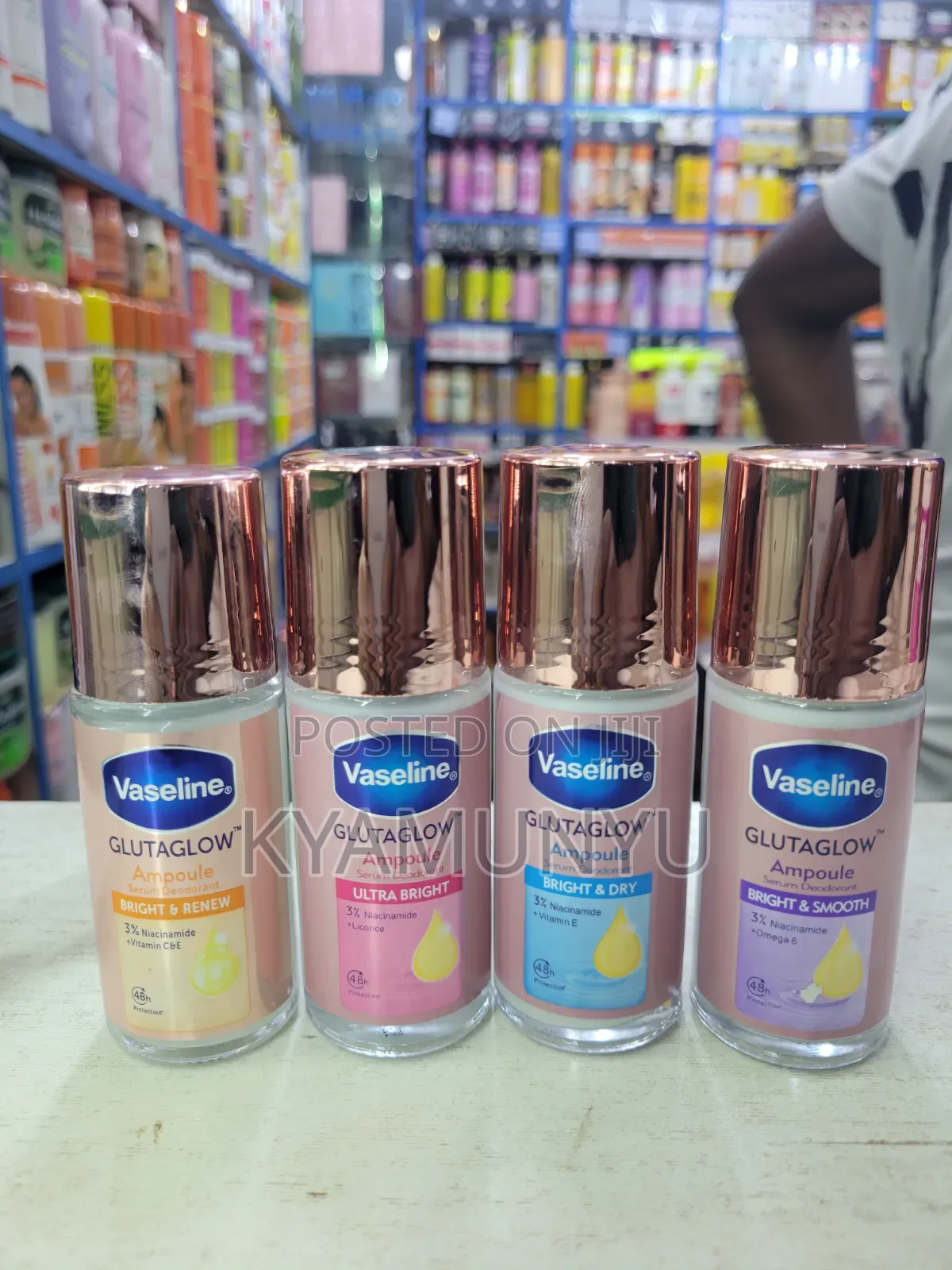 Vaseline Glutaglow Ampoule Serum Deodorant.