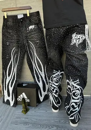 ​Men's Vintage Acid Wash Dragon Embroidered Jeans - Baggy Fit