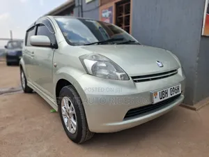 Toyota Passo 1.0 FWD 2008 Green