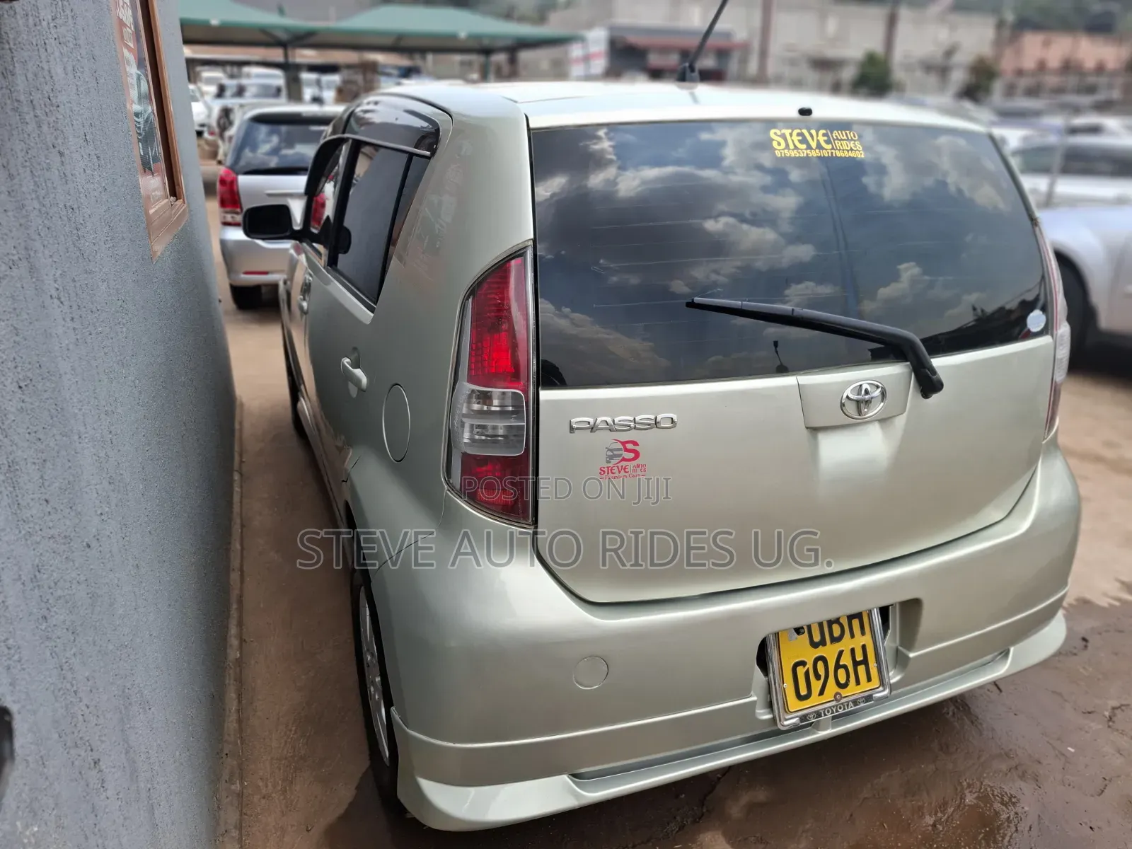 Toyota Passo 1.0 FWD 2008 Green