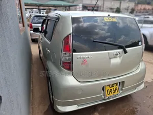 Toyota Passo 1.0 FWD 2008 Green