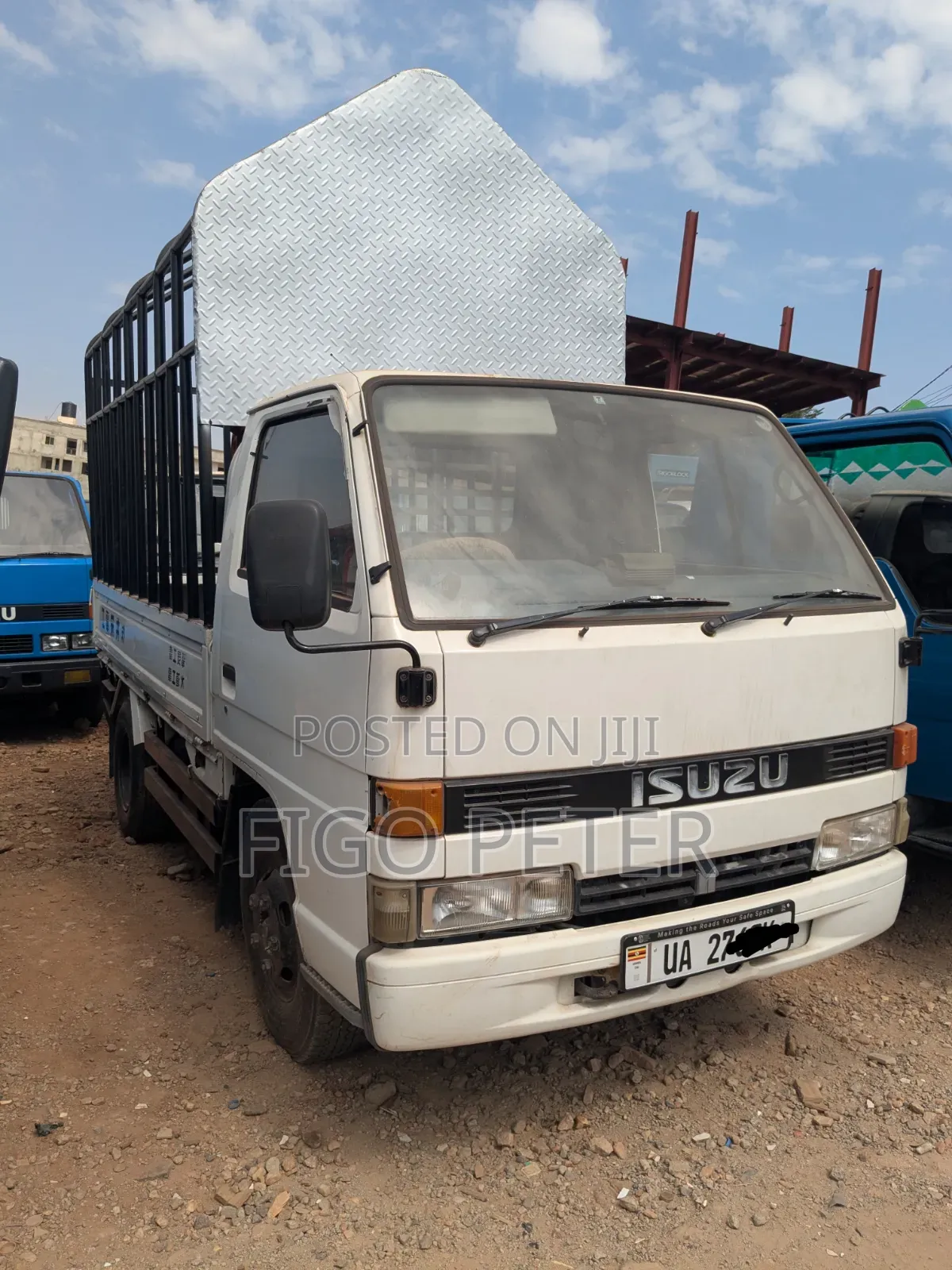 Perfect Isuzu Bord 2003 White