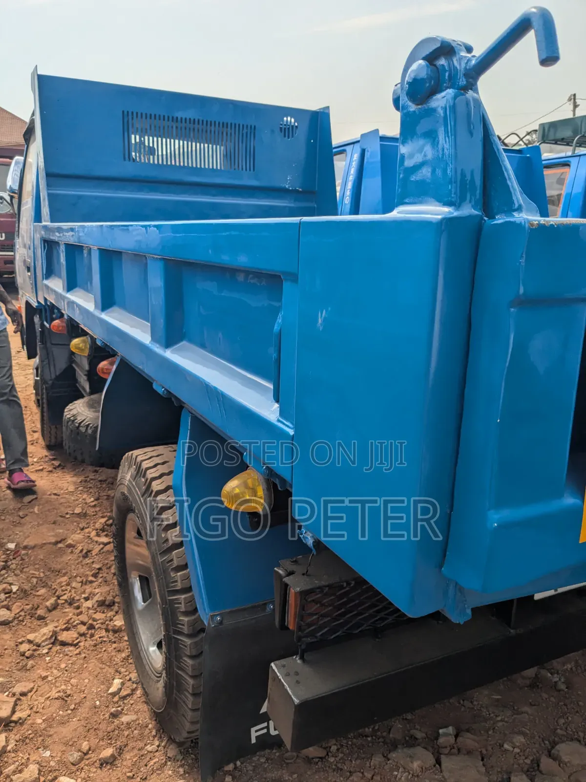 Mitsubishi Canter Tiper 2003 Blue