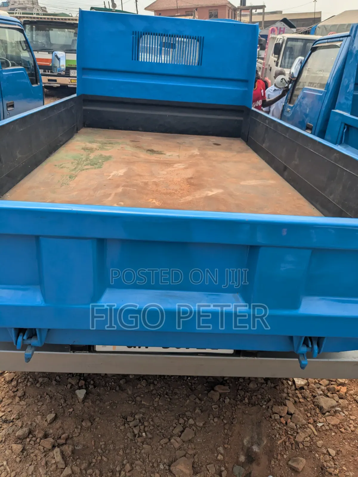 Mitsubishi Canter Tiper 2003 Blue