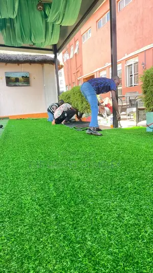 Vertical Tuff Outdoor 40k Per Squaremeter