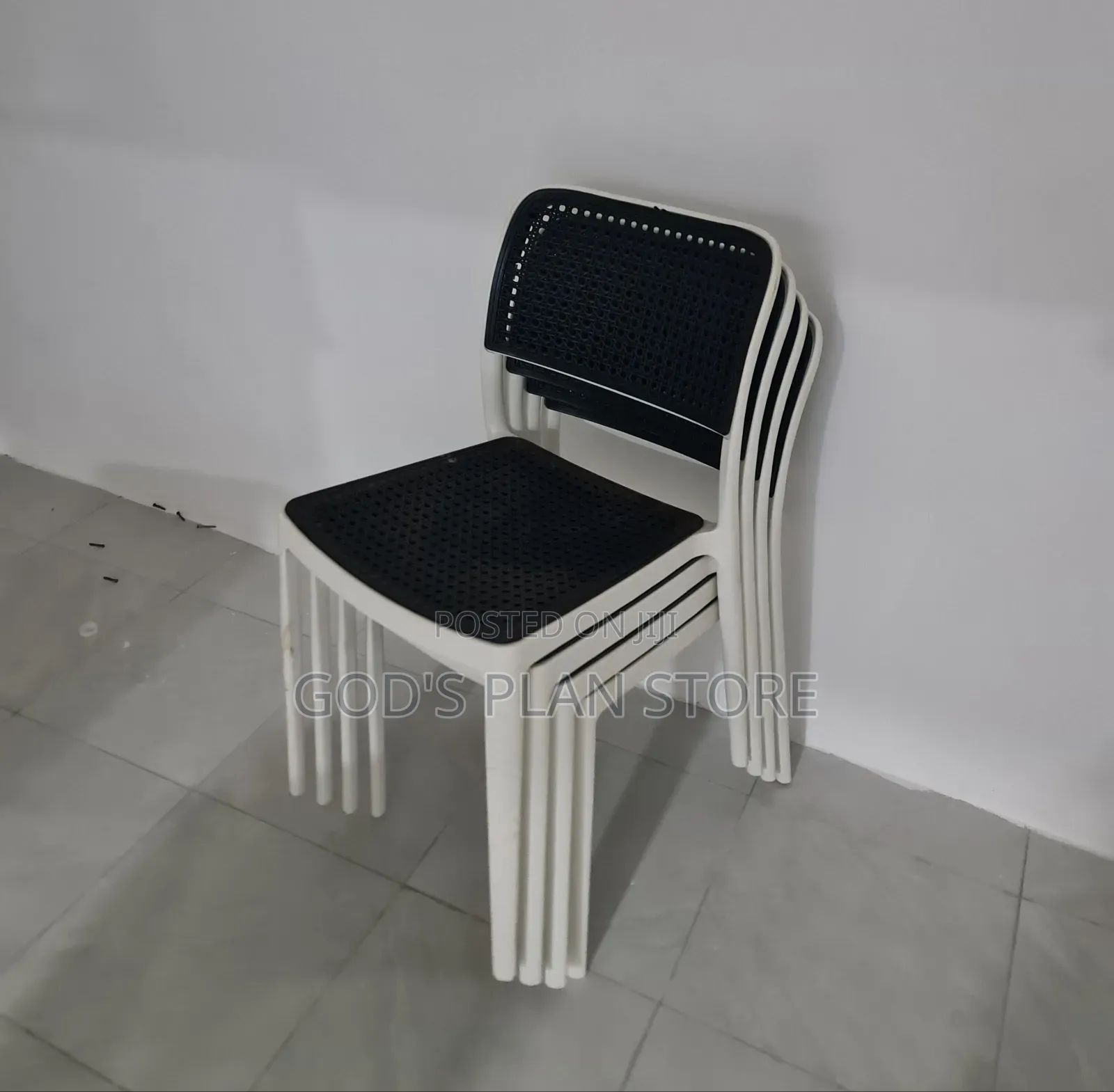 Cafe Meshback Plastic Chairs Plastic Chairs
