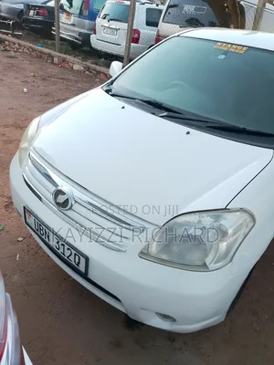 Toyota Raum 2006 White