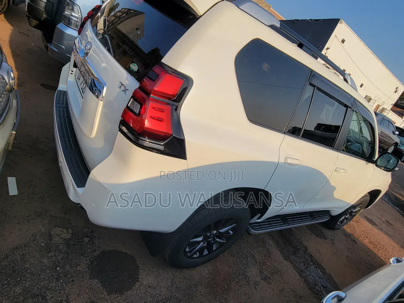 Toyota Land Cruiser 2017 White