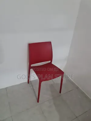 Cheap Classic Pp Plastic Stacking Chair and Modern Dining