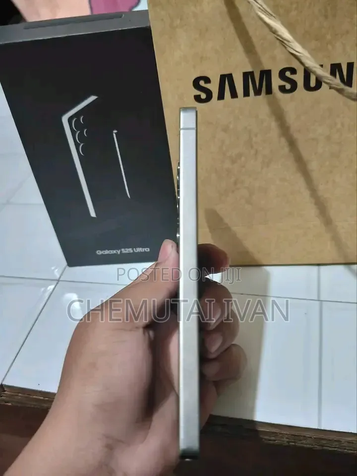 New Samsung Galaxy S25 Ultra 1 TB Black