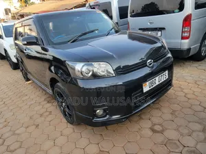 Toyota Corolla Rumion 2010 Black