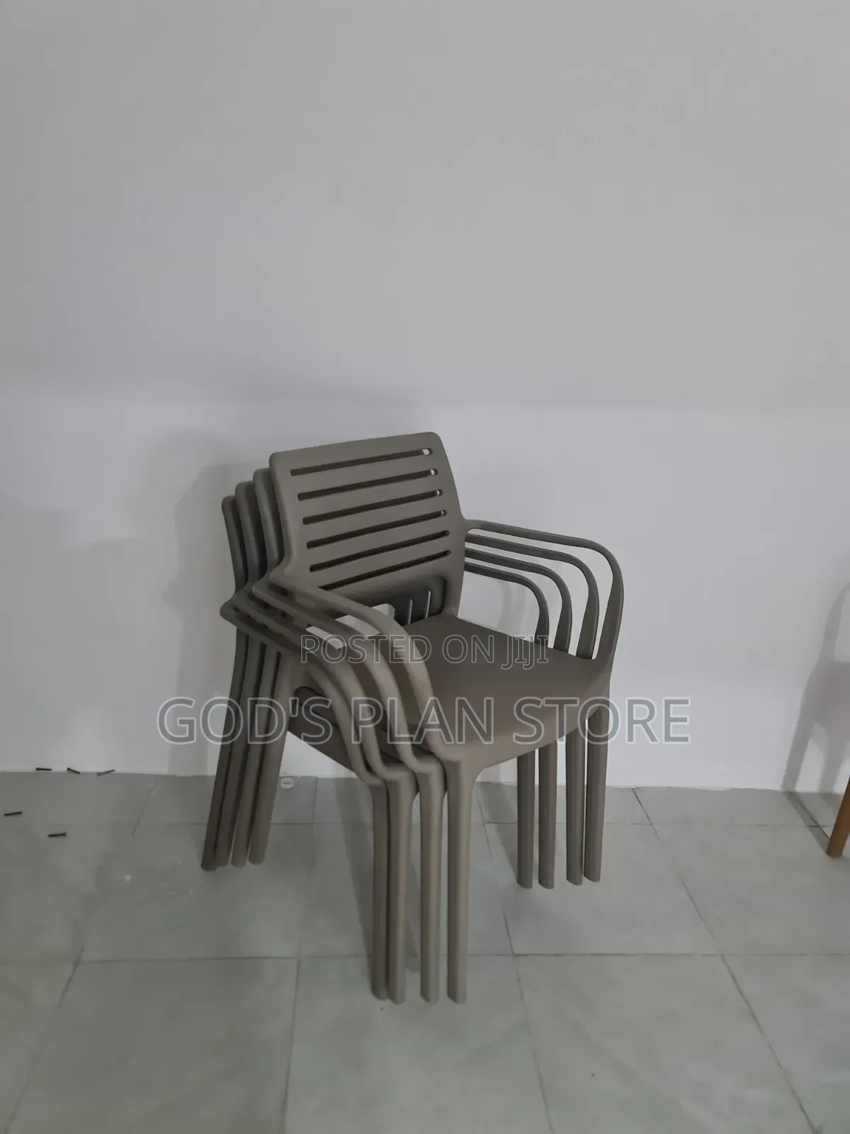 Friendly Outdoor Plastic Chairs Plastic Chairs