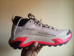 Nike ACG Zegama Trail