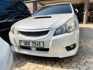 Subaru Legacy 2010 White
