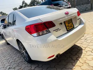 Subaru Legacy 2010 White