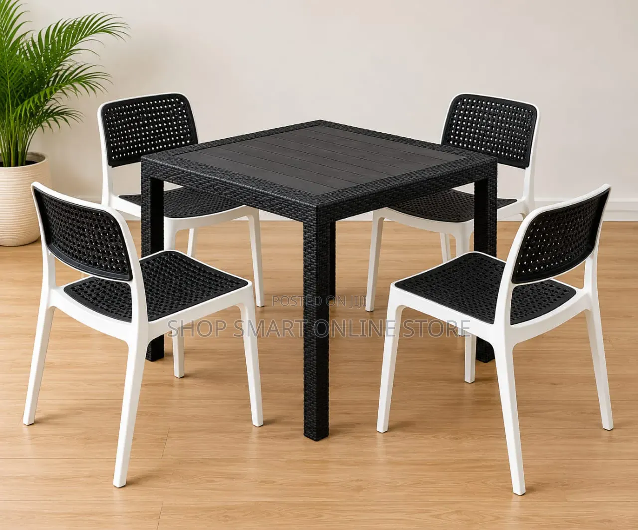 Top Pub Plastic Chairs and Table Top Pub Plastic Chairs and Table