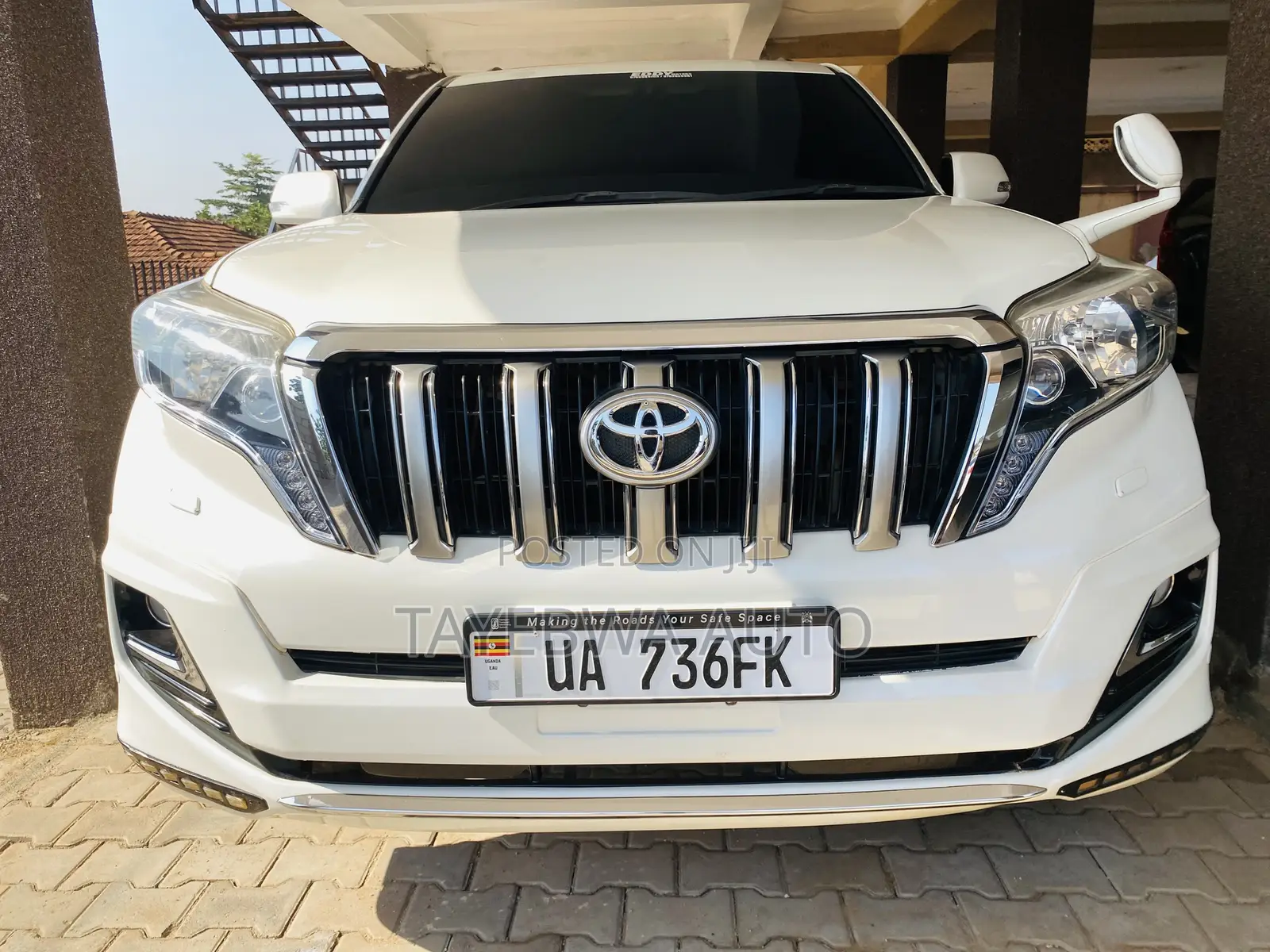 Toyota Land Cruiser Prado 2015 White