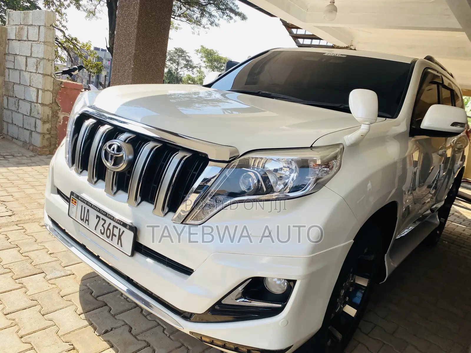Toyota Land Cruiser Prado 2015 White