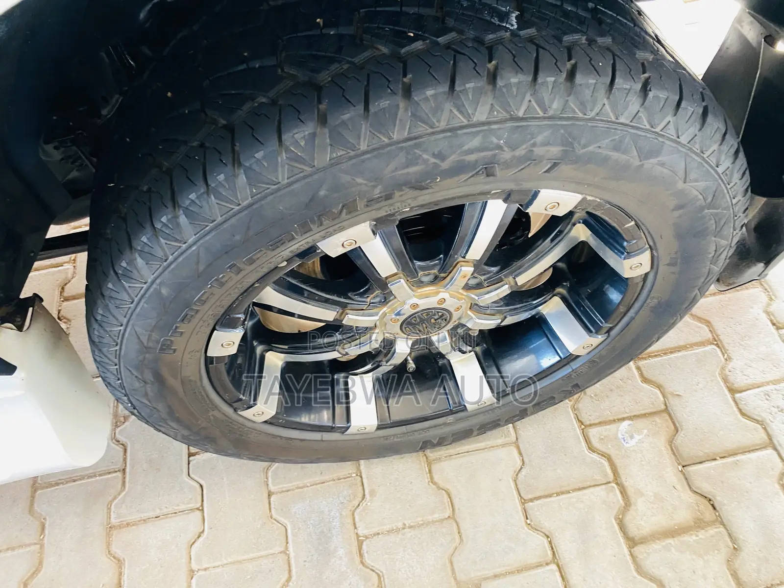 Toyota Land Cruiser Prado 2015 White