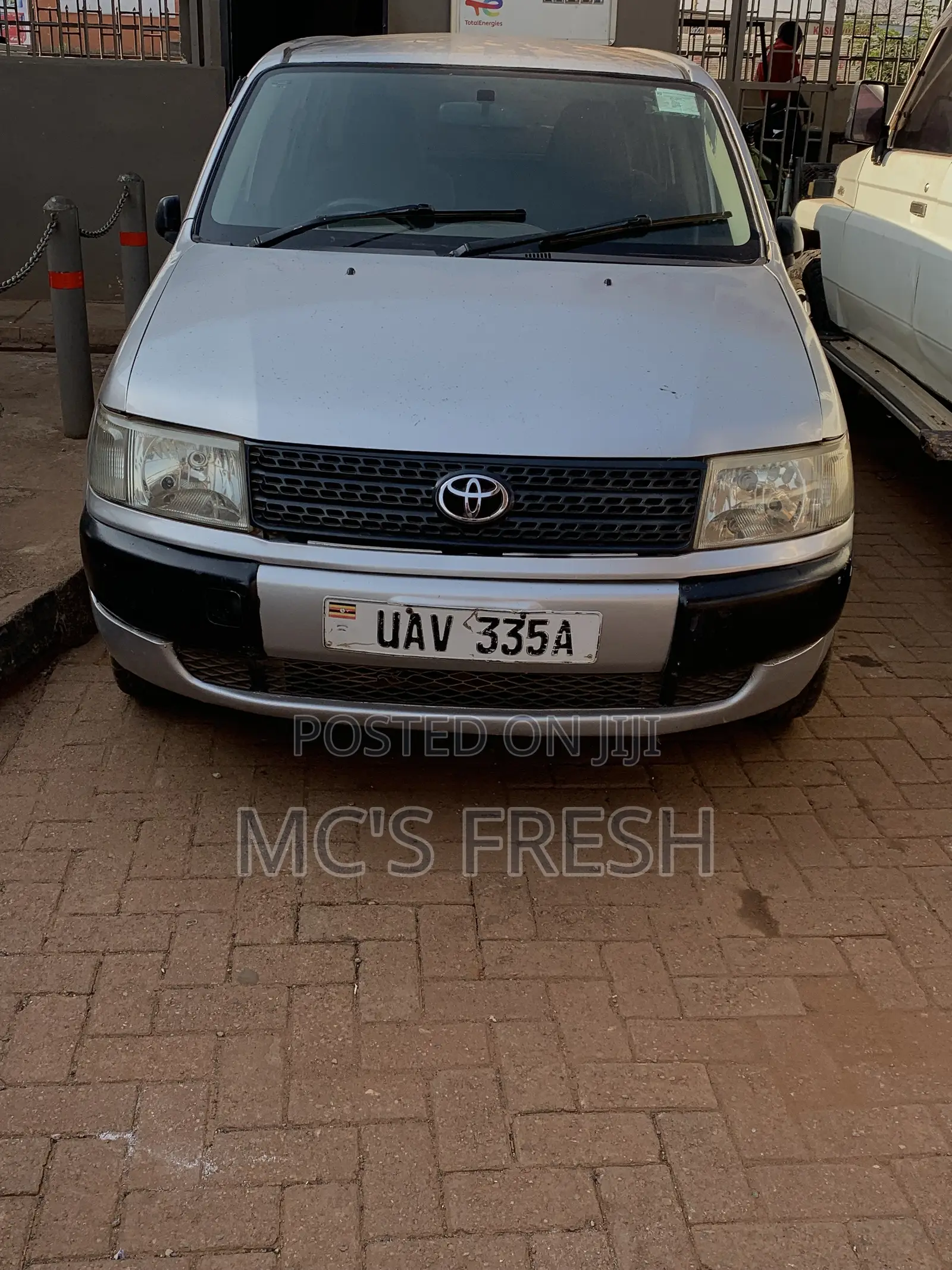 Toyota Probox 1.5 F 4WD 2004 Silver