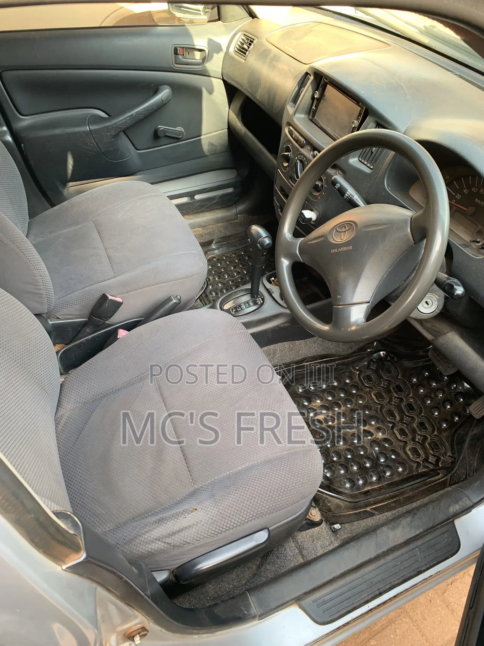 Toyota Probox 1.5 F 4WD 2004 Silver