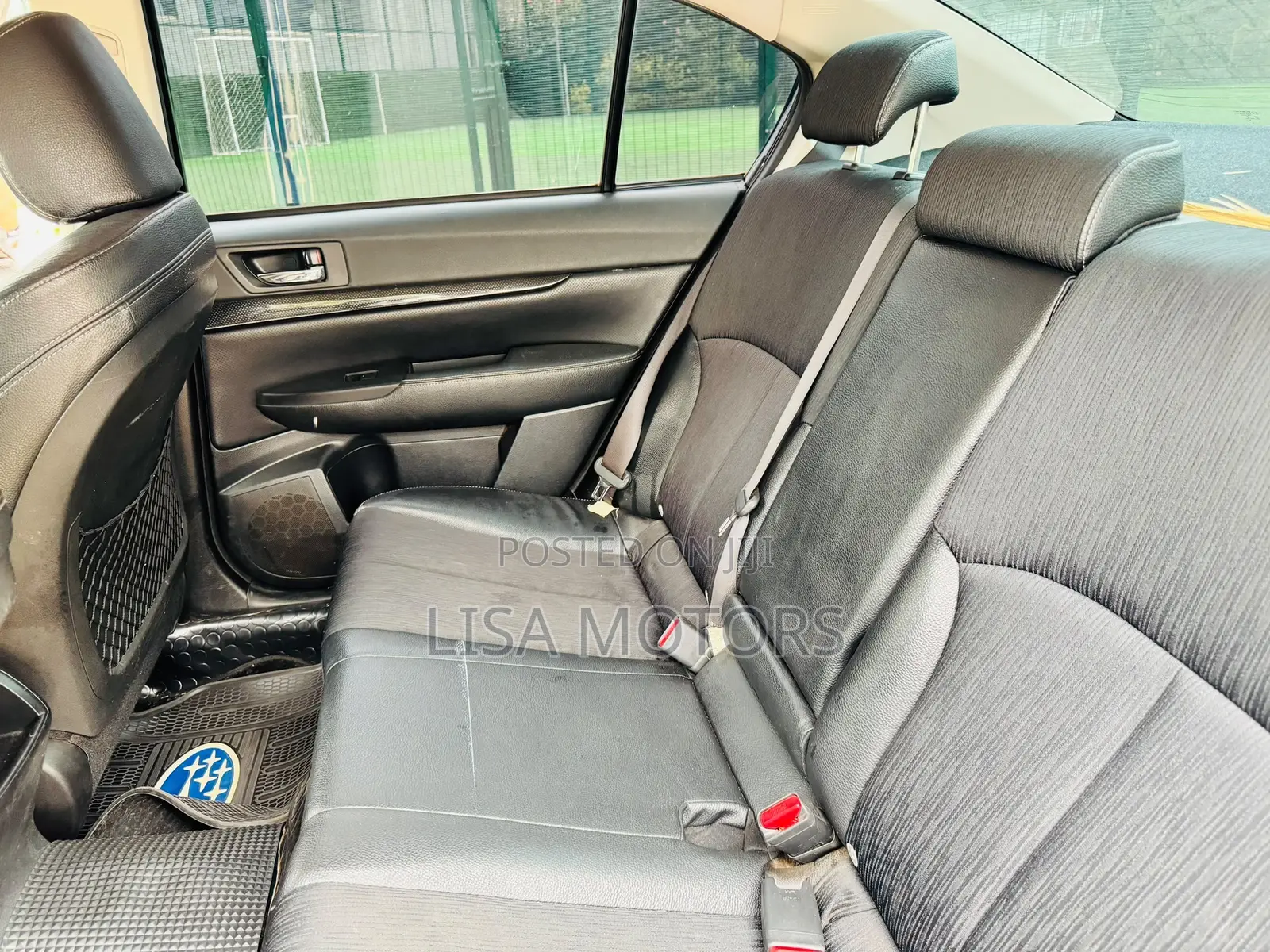 Subaru Legacy 2011 Black