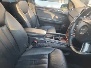 Mercedes-Benz M Class 2015 Black