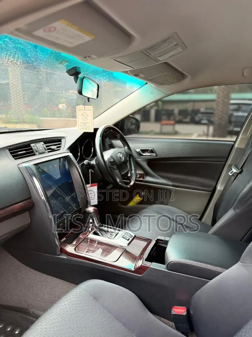 Toyota Mark X 2010 White