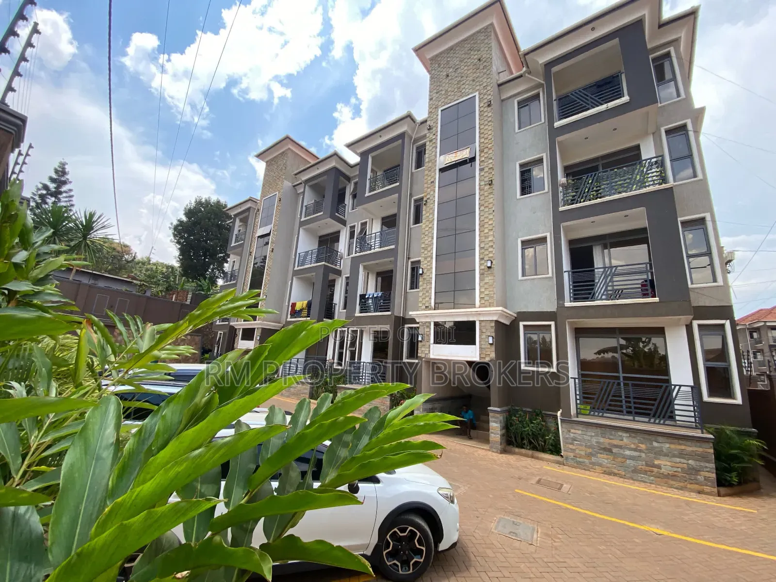 3bdrm Apartment in Lubowa, Central Division for rent