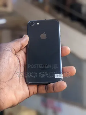 Apple iPhone 8 64 GB Black