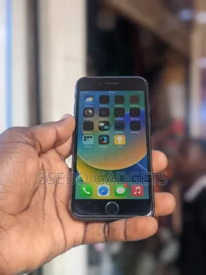 Apple iPhone 8 64 GB Black