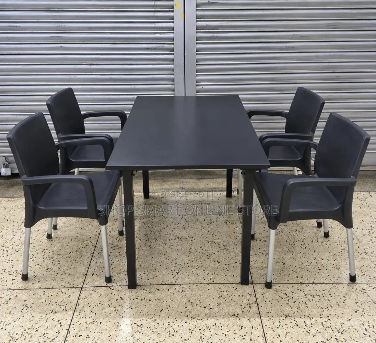 Imported Dining Table and Chairs for Cafe's Bars Restaurant