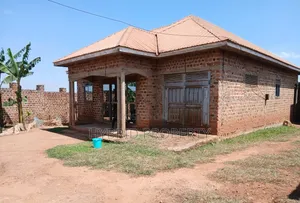 3bdrm House in Namusera~Kakunyu for sale