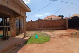 3bdrm House in Namusera~Kakunyu for sale