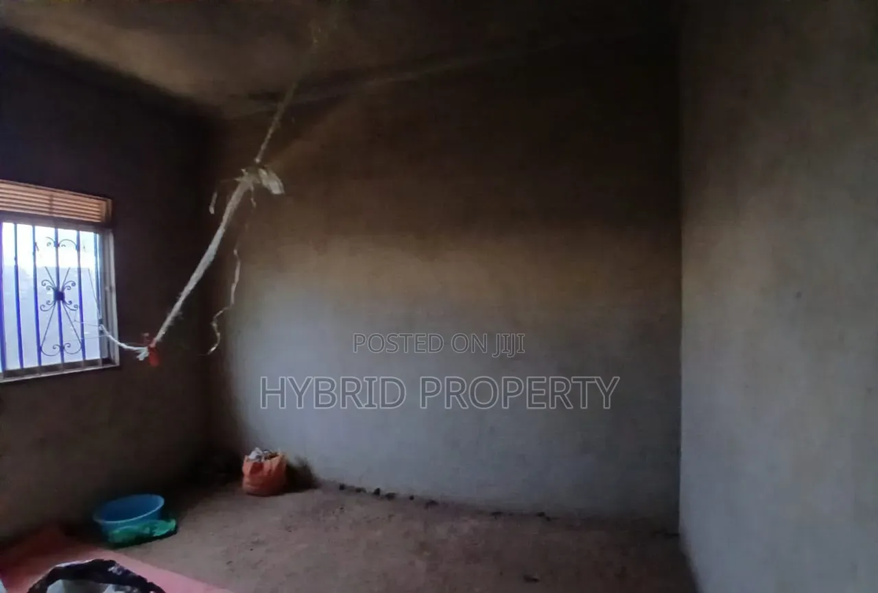 3bdrm House in Namusera~Kakunyu for sale