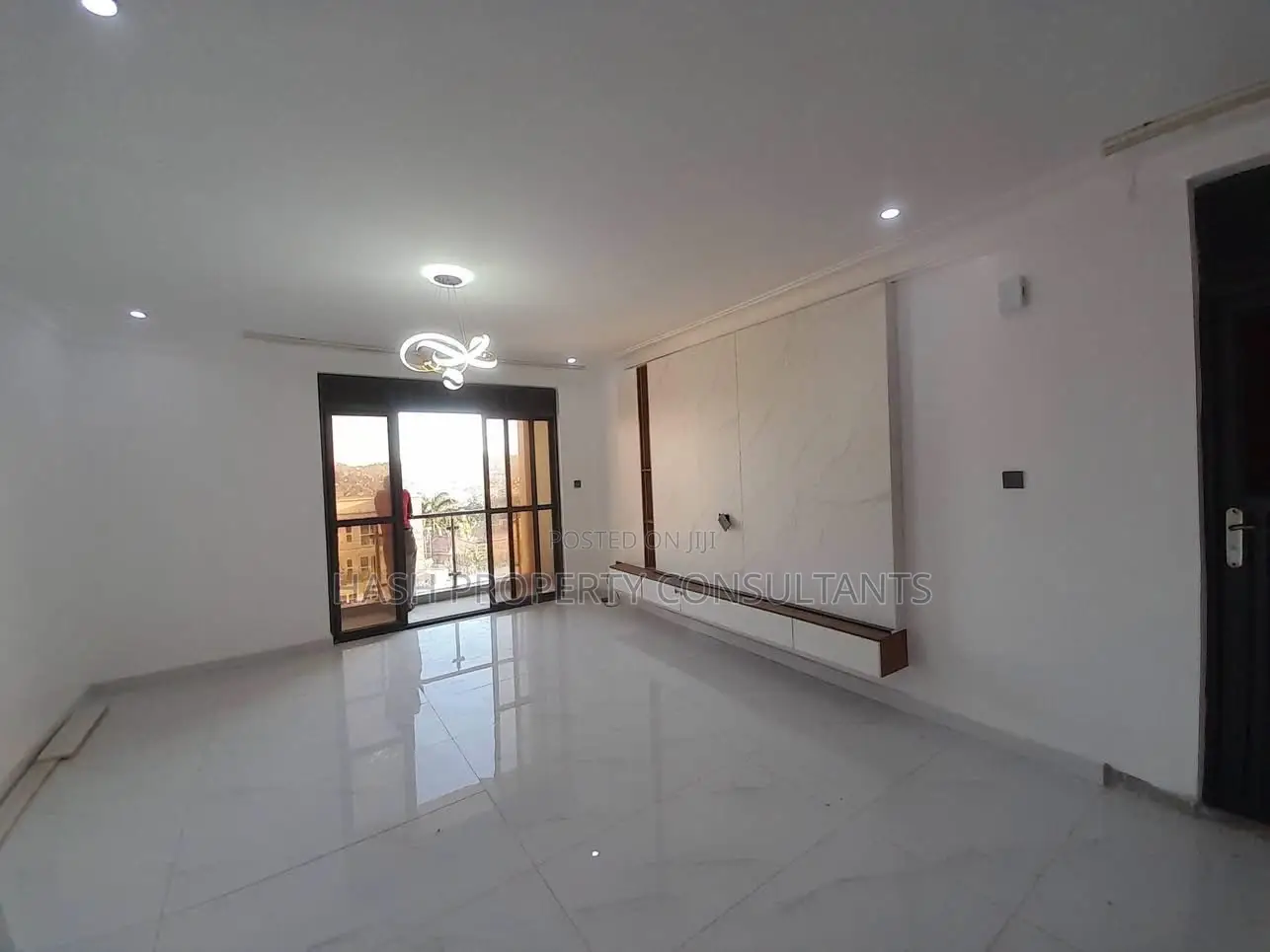 2bdrm Apartment in New, Central Division for rent