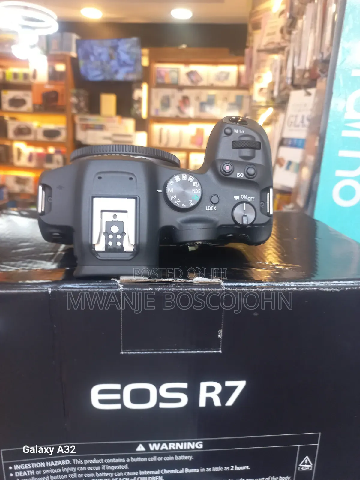 Canon EOS R7 Mirrorless Camera