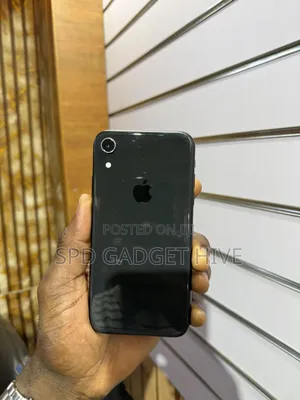 Apple iPhone XR 128 GB Black
