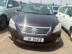 Toyota Premio 2013 Maroon