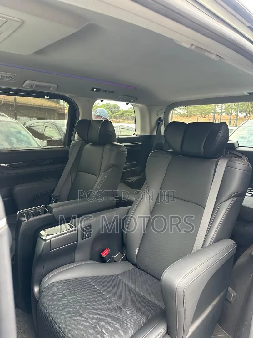 Toyota Alphard 2020 White