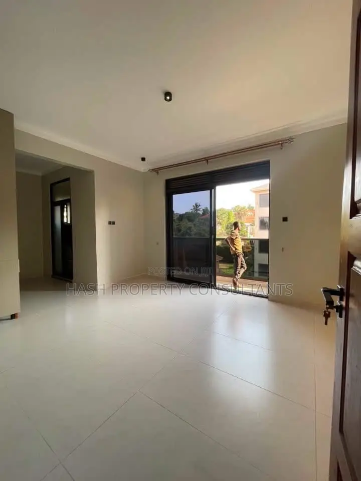 3bdrm Apartment in Zaba, Central Division for rent