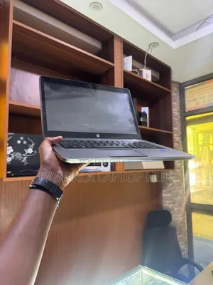 Laptop HP EliteBook 840 G2 8GB Intel Core i5 HDD+SSD 1T