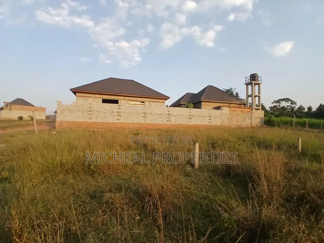 Plot for Sell Masoli Gayaza Rd at 85m