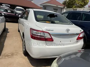 Toyota Premio 2014 White