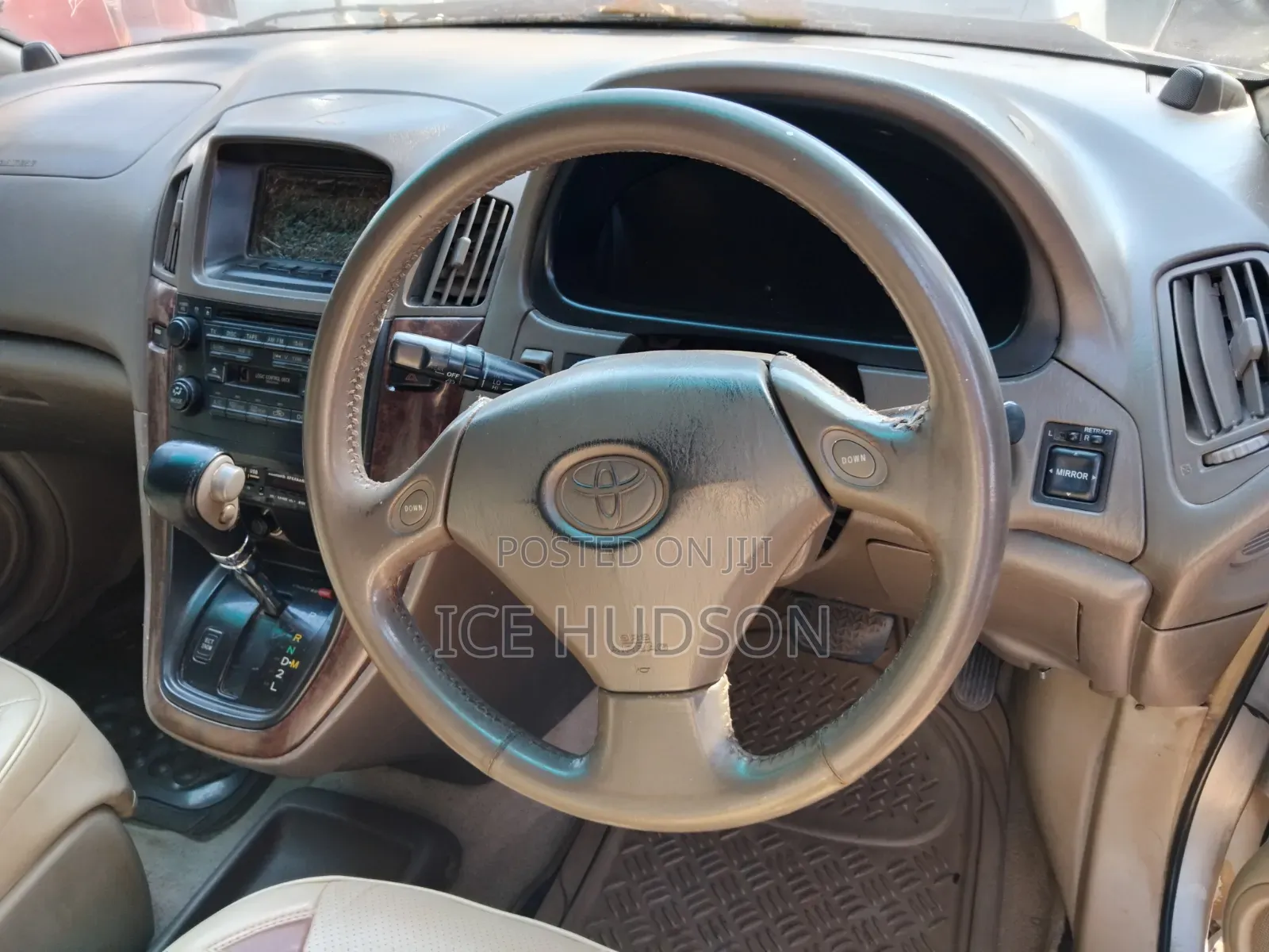 Toyota Harrier 2000 Silver